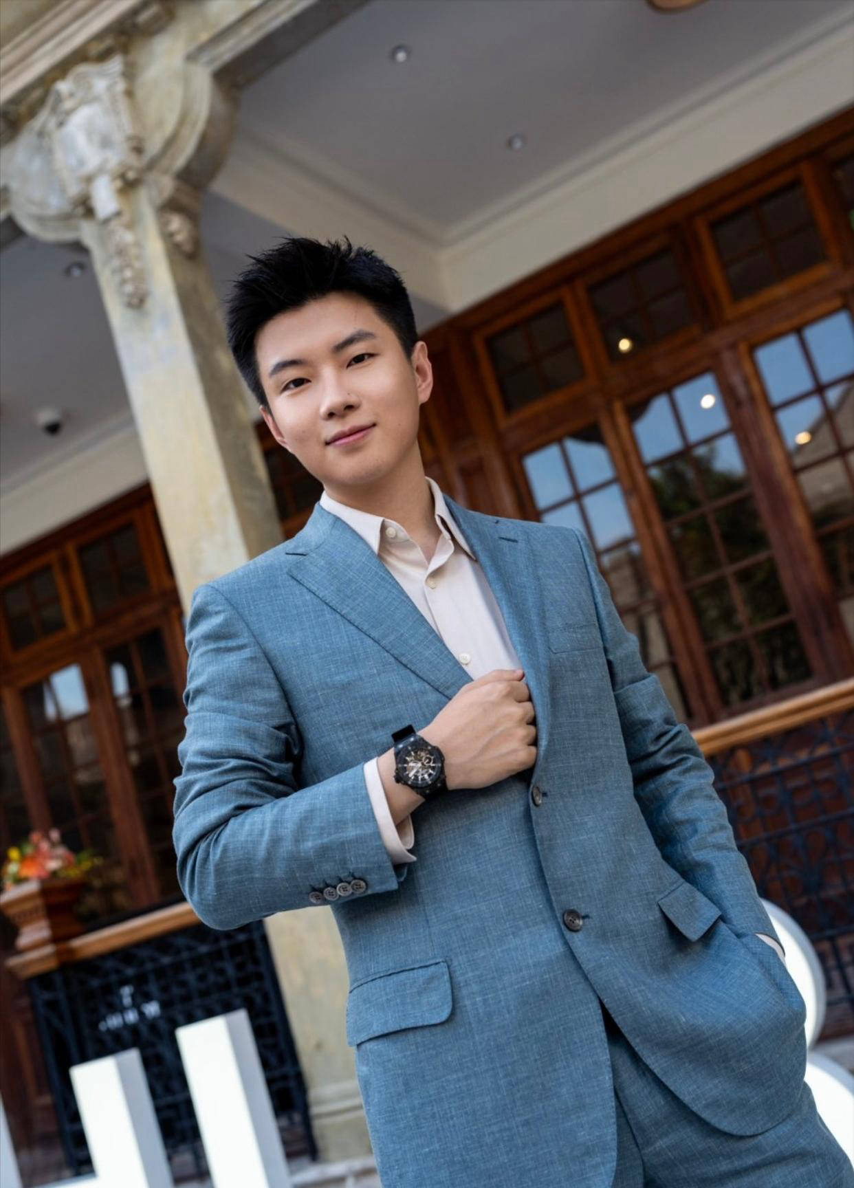 缩小了与亚 缩小了与亚